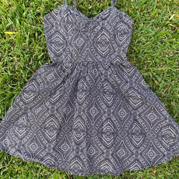 Grey Patterned Mini Dress - Picture 1 of 4